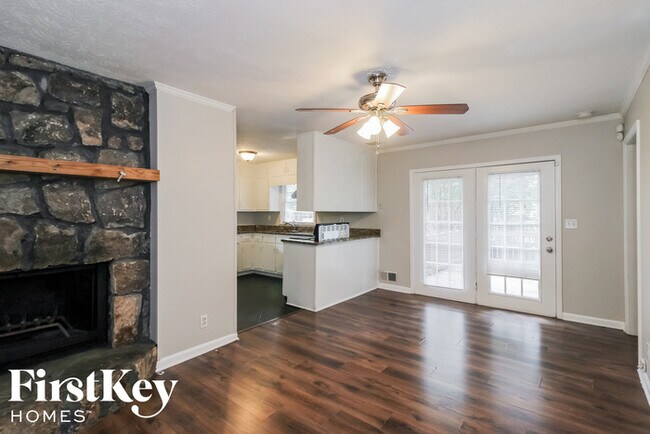 Building Photo - 4647 Randalwood Dr