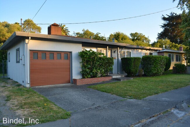 Building Photo - 3 br, 2 bath House - 1351 Stromberg Ave