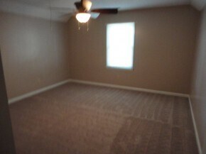 Building Photo - Nice Listing