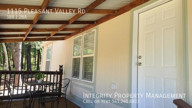 Building Photo - 1115 Pleasant Valley Rd