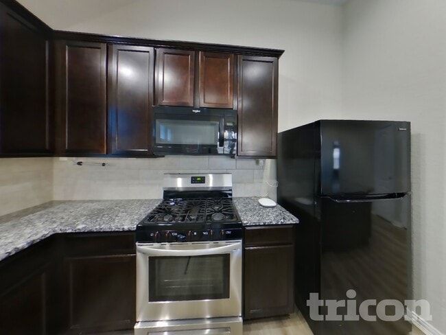 Building Photo - 7950 Headwaters Trail