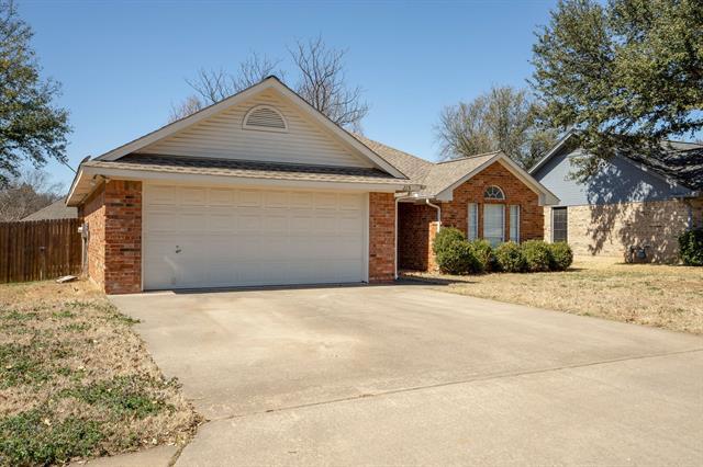 Foto del edificio - 215 Linda St