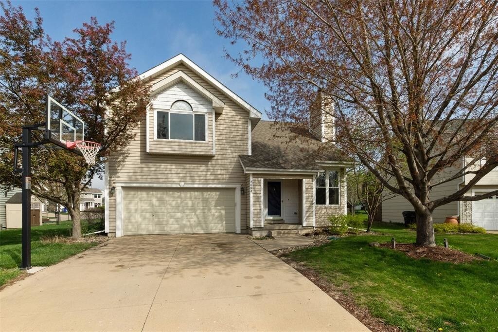 Primary Photo - 5002 N Willowbend Rd NE