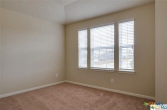 Building Photo - 271 Limestone Creek Building Photo - 271 Limestone Creek