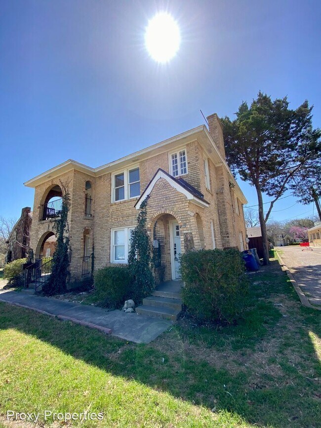 Building Photo - 2 br, 1 bath House - 2426 Jefferson Blvd