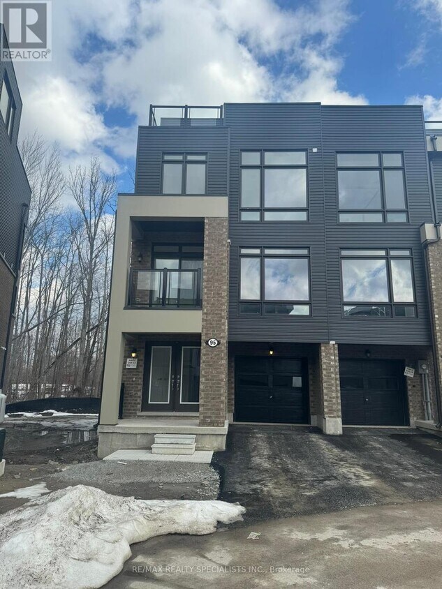 4 Marina Village Dr, Port Severn, ON L0K 1S0 House for Rent in Port