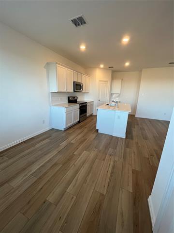 Foto del edificio - 124 Wyndemere Ln