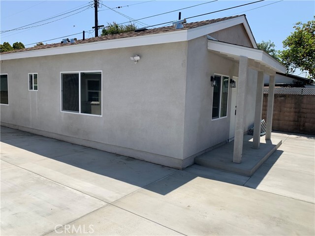 Building Photo - 11506 Maza St