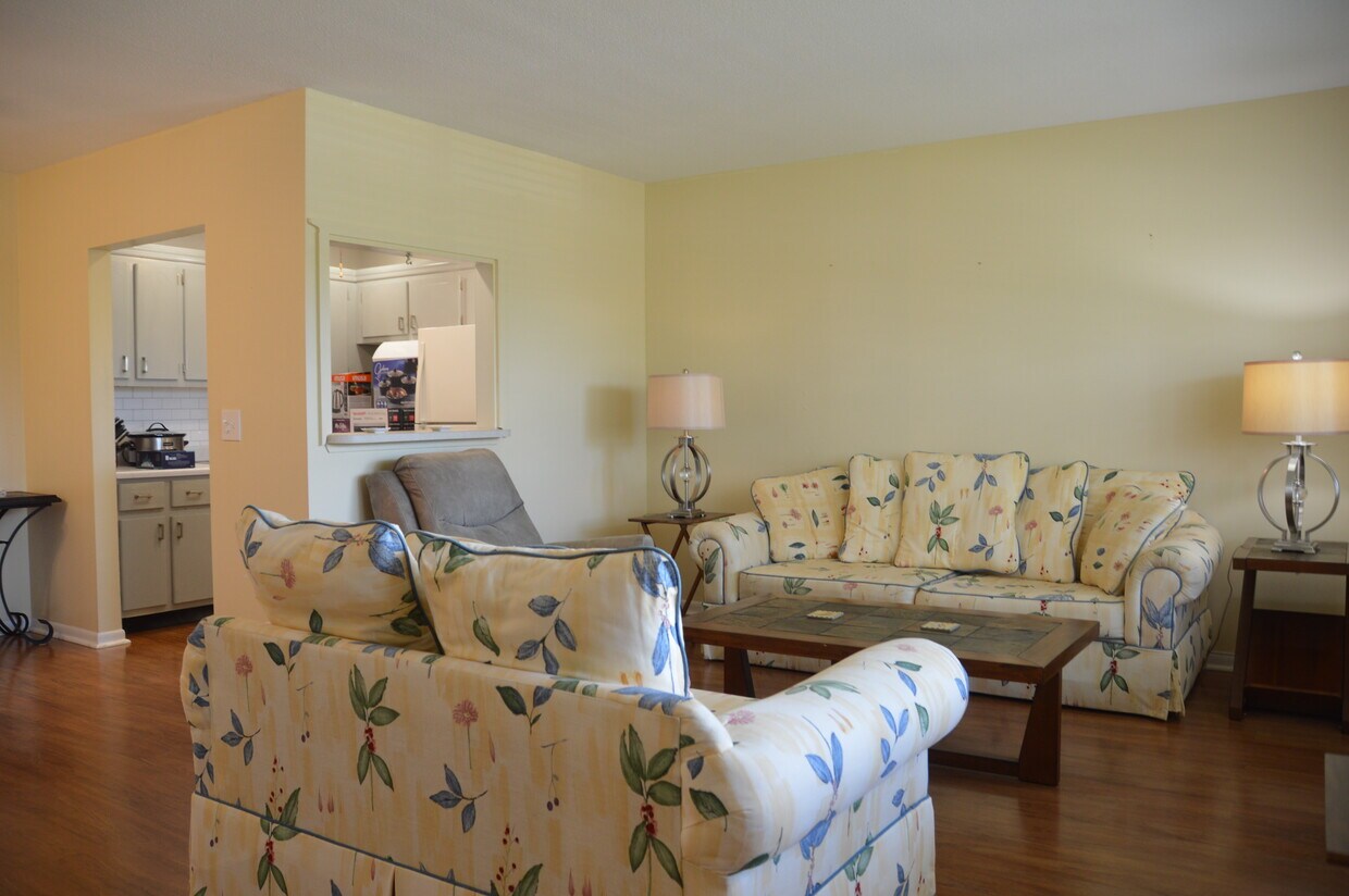 Foto principal - 206 Easthampton I