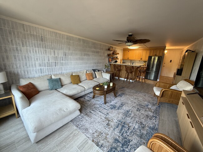 Building Photo - 68-055 Akule St