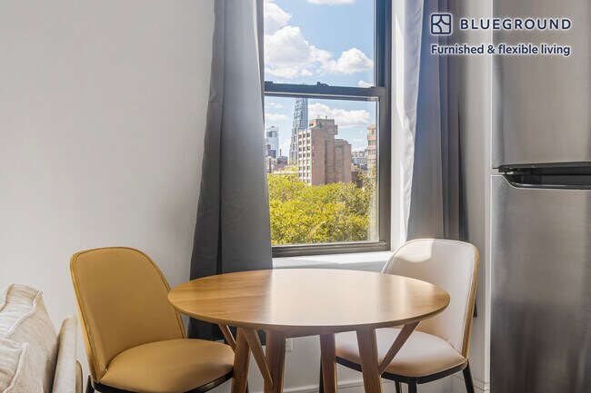 Foto del edificio - 45 W 81st St