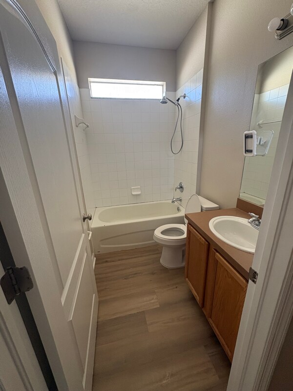 Foto del edificio - 1106 Fennel Green Dr