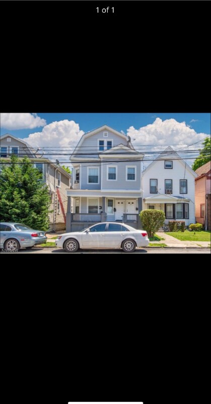 Foto principal - 56 Myrtle Ave