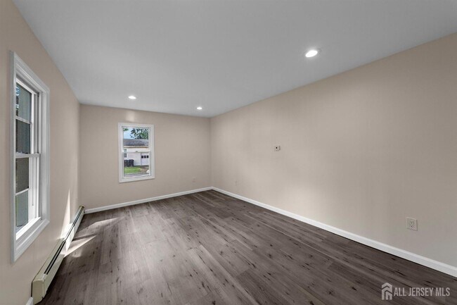 Building Photo - 166 Prigmore St