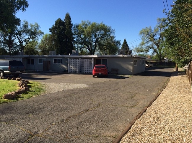 Foto del edificio - Anderson Oaks Apartments