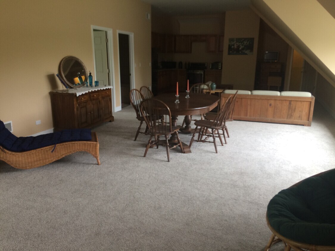 principal - 244 Eaton St