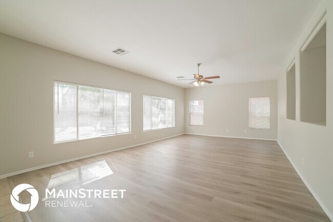 Foto del edificio - 11871 W Hadley St