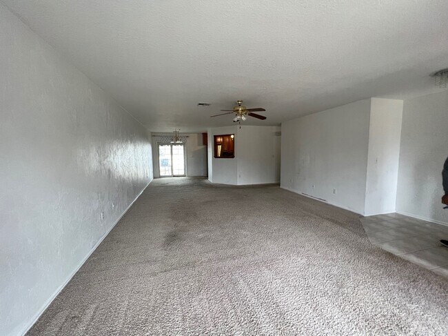 Foto del edificio - 1209 Tuggle St