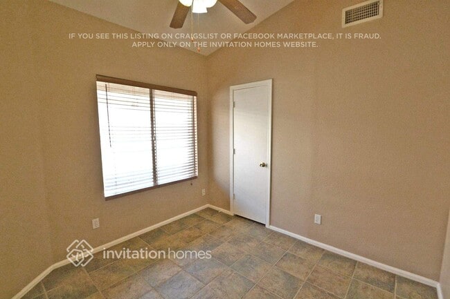 Building Photo - 2626 S 156th Ave