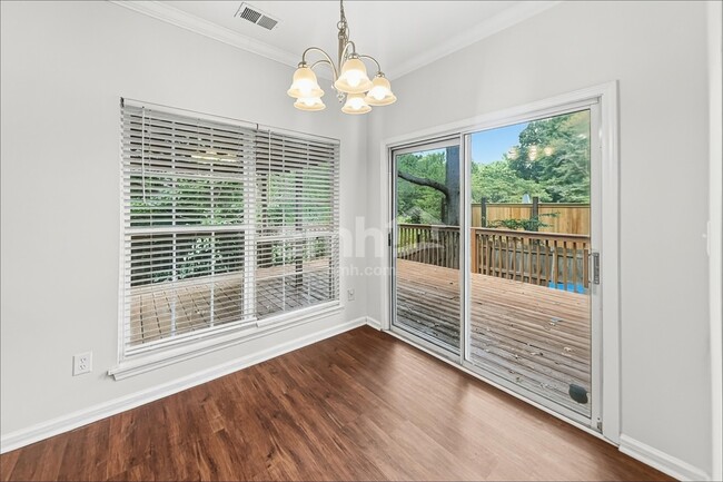 Foto del edificio - 10231 Danesway Ln