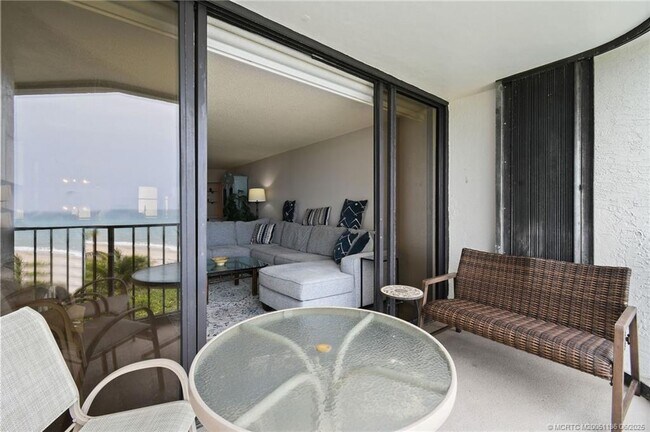 Building Photo - 9650 S Ocean Dr
