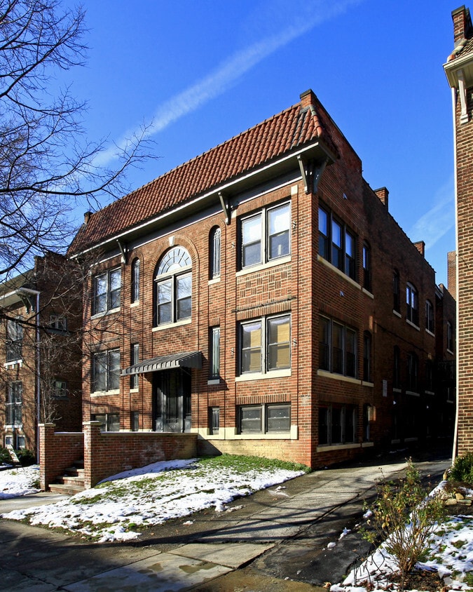 Building Photo - 2769 Hampshire Rd