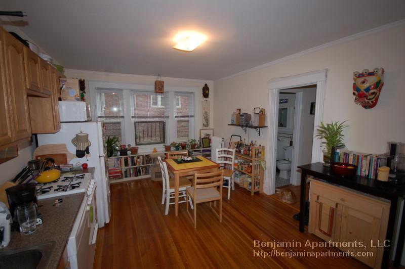 Foto principal - 1653 Commonwealth Ave