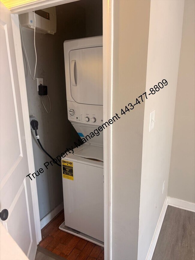 Foto del edificio - Spacious 3 Bedroom, 1.5 Bath Home in East Baltimore