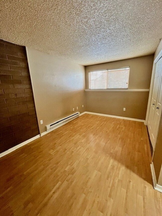 Building Photo - 781I Riverbend