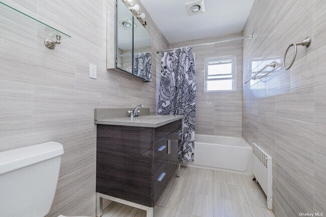 Foto del edificio - 234 E Beech St