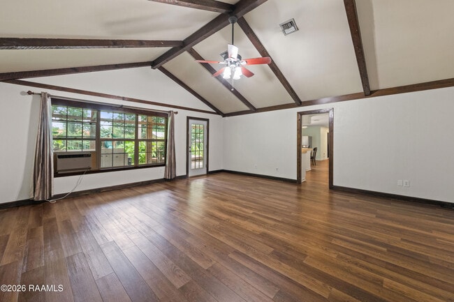 Building Photo - 140 Orangewood Dr