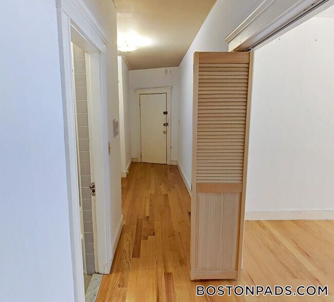 Foto del edificio - 137 Park Dr