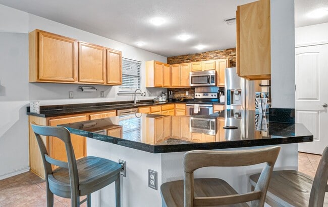 Foto del edificio - 8936 Milton Lease Dr