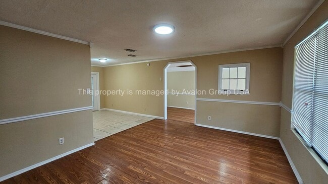 Building Photo - 7651 Gordean Rd