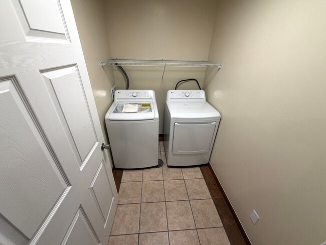 Building Photo - 1904 N Harris St