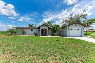Building Photo - 3376 Peace River Dr