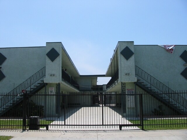 Primary Photo - 419 W Lohart Ave
