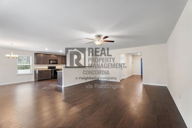 Foto del edificio - 317 Sportsman Dr