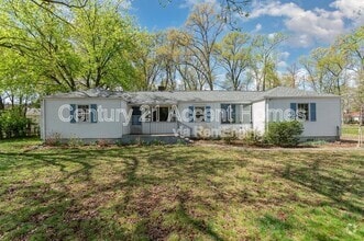Building Photo - 7800 Schelhorn Rd
