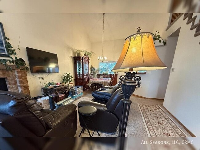 Building Photo - 8006 Ferncliff Dr