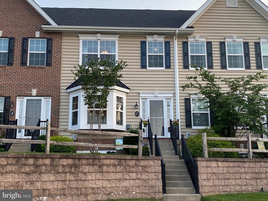 Primary Photo - 3832 William Daves Rd