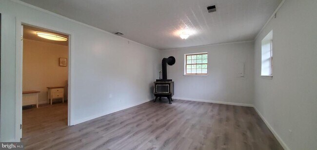 Foto del edificio - 1400 Mercer Rd