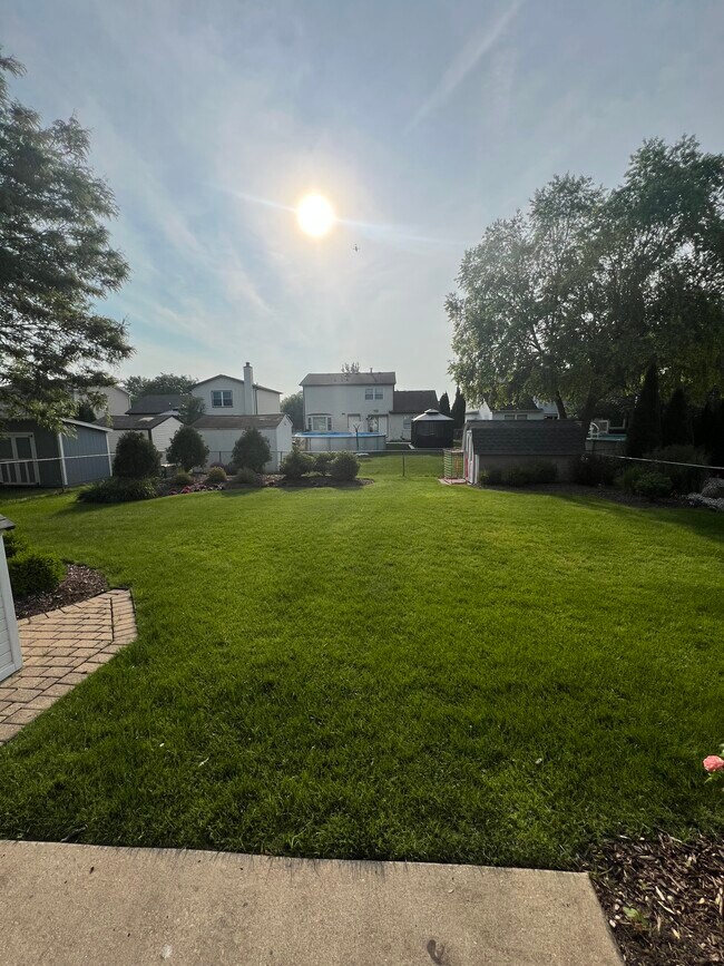 Foto del edificio - 927 Cass Ln
