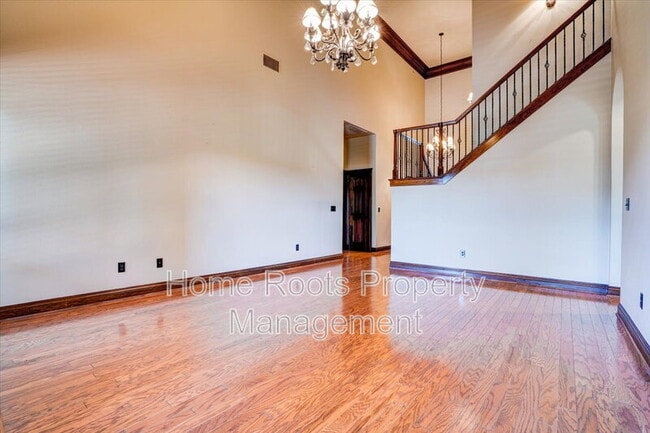 Foto del edificio - 7135 Sunset Ridge Cir