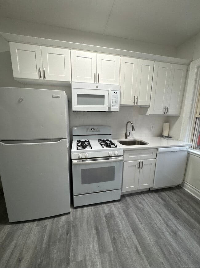 Foto del edificio - 351 Greenwich Ave