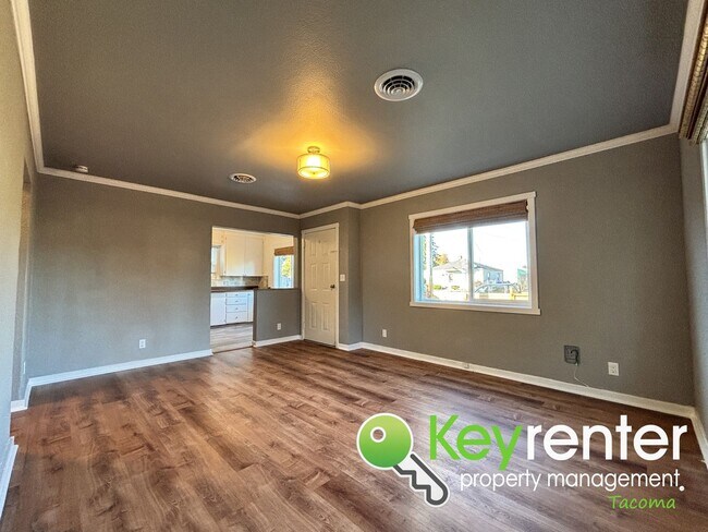 Foto del edificio - Charming 2 Bedroom Home for Rent in Tacoma...