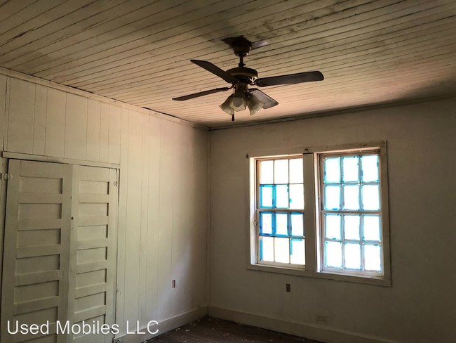 Building Photo - 3 br, 1 bath House - 204 Pinto Road