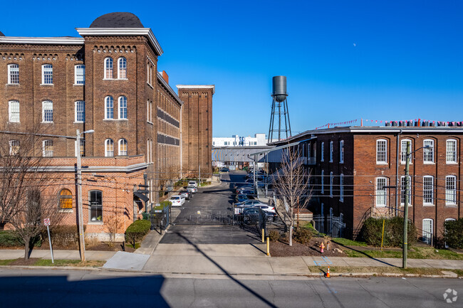 Building Photo - Werthan Lofts