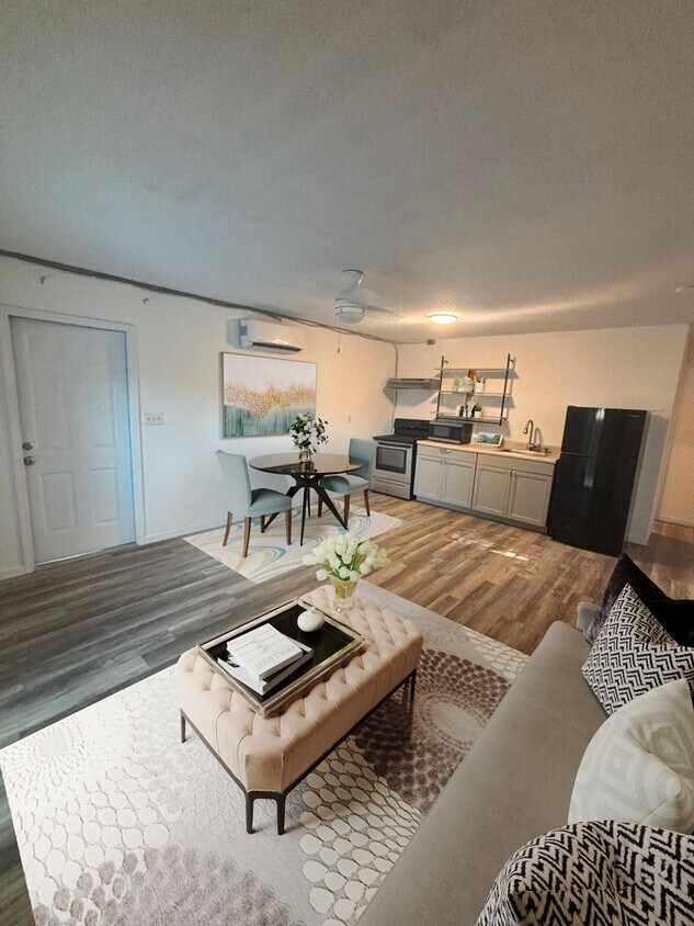 Foto principal - 2BR Condo – Close to UNCW, Wrightsville Be...