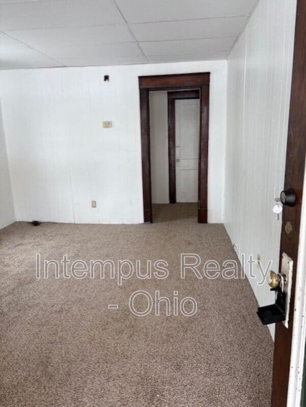 Foto del edificio - 633 Cassius Ave